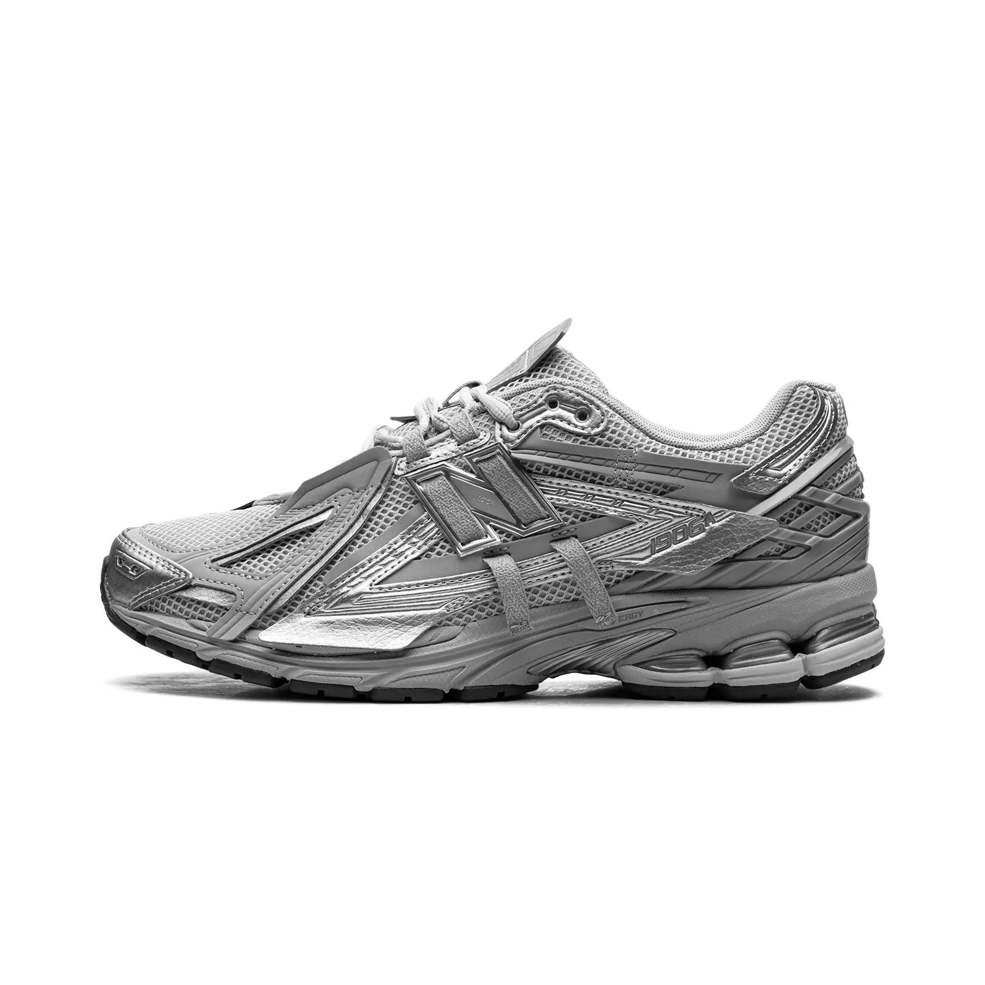 New Balance 1906A Concrete Silver Metallic