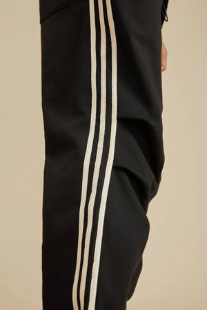 Three Lines Pants - BLACK