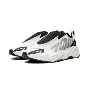 Yeezy Boost 700 MNVN - Laceless Analog