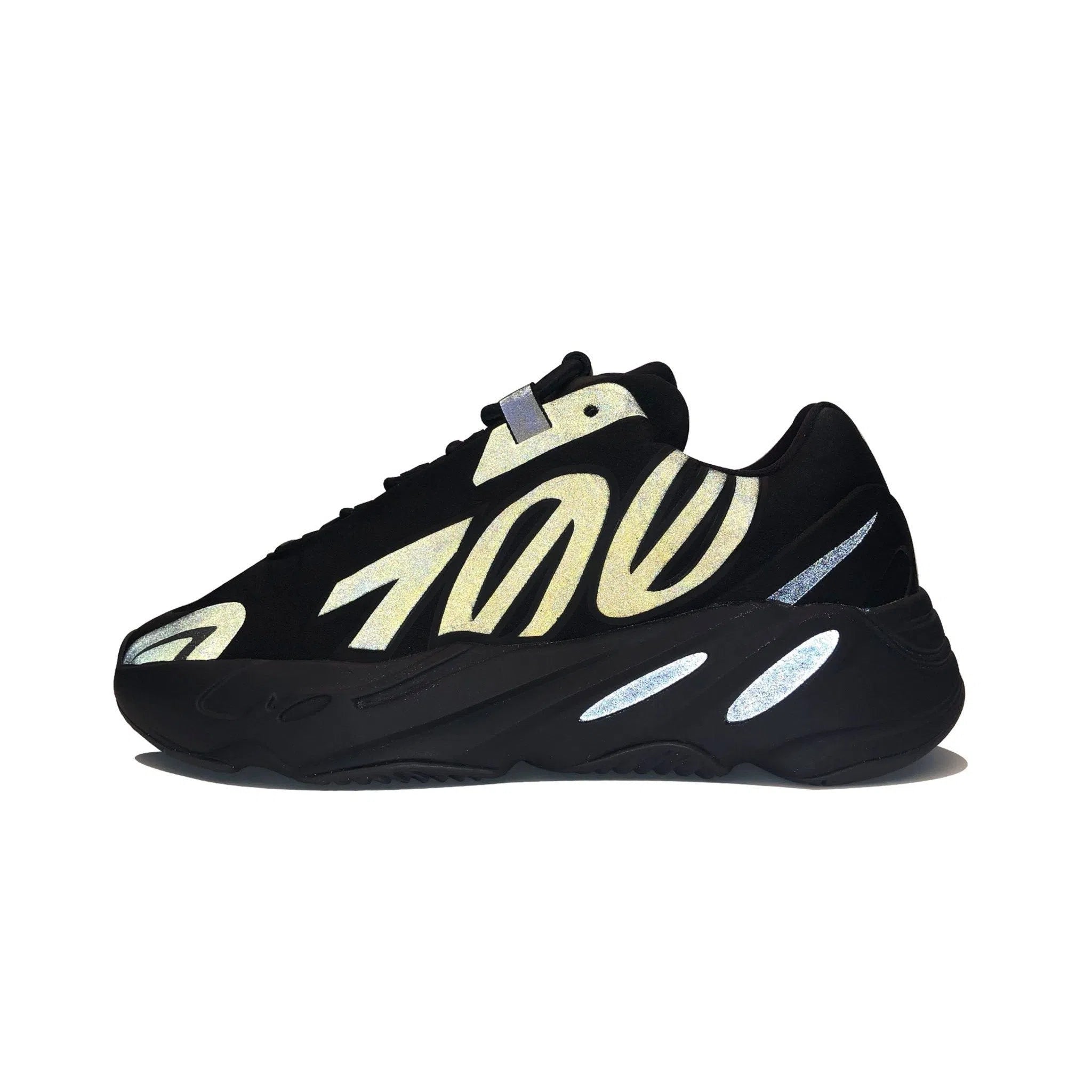 Yeezy Boost 700 MNVN - Triple Black