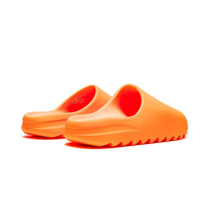 YEEZY SLIDE - Enflame Orange
