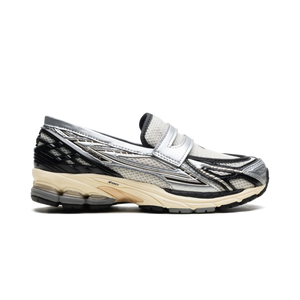 New Balance 1906L Silver Metallic Cream