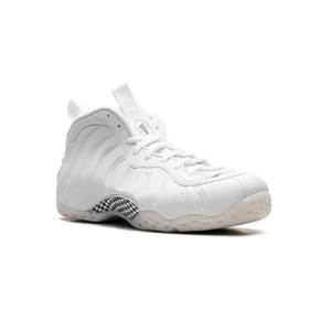 Nike Air Foamposite One Triple White