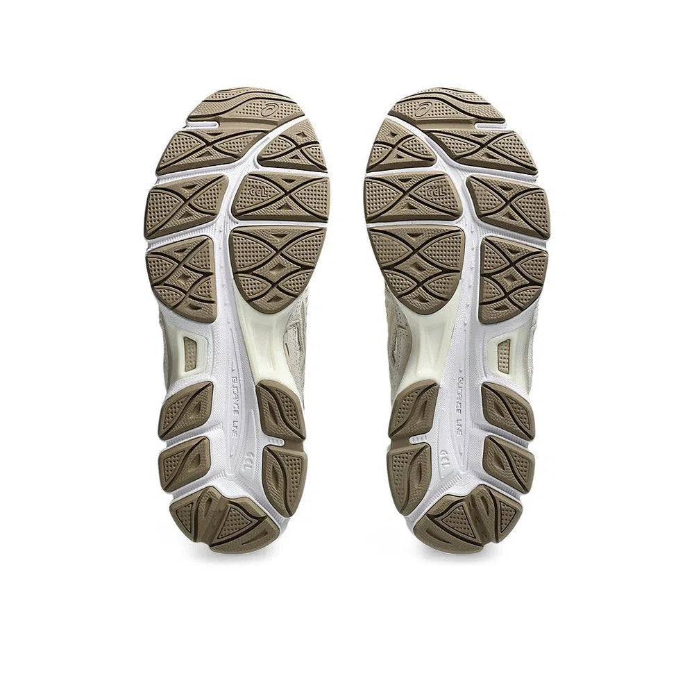 Asics GEL-NYC White and Feather Grey 1203A663-102 – LOTABY Asics GEL-NYC White and Feather Grey 1203A663-102 – LOTABY