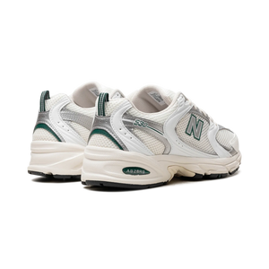 New Balance 530 Sea Salt Marsh Green